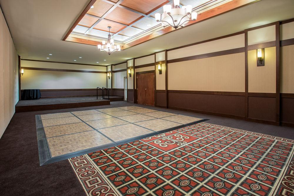 Hotel Doubletree By Hilton Madison East Zewnętrze zdjęcie