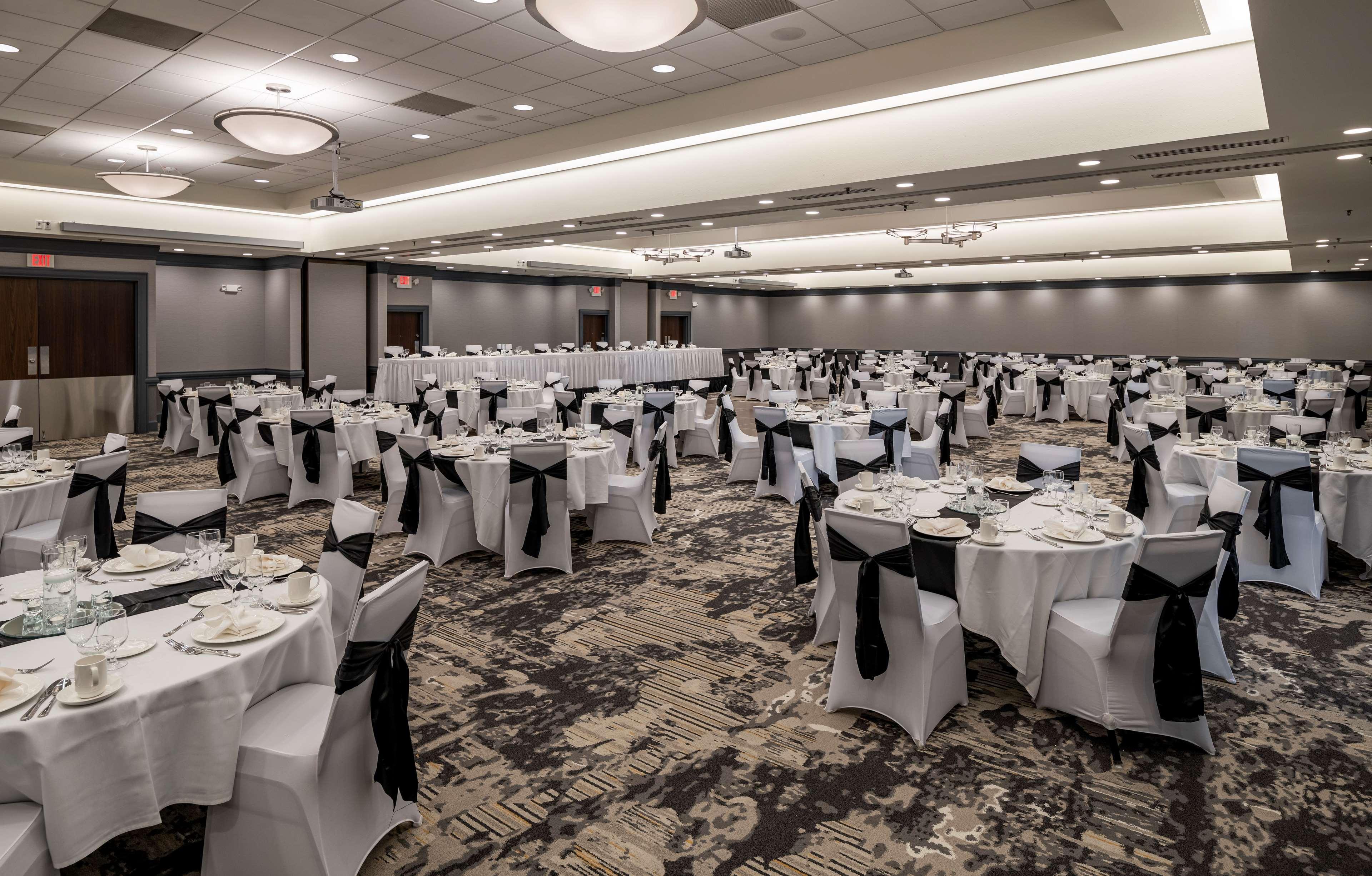 Hotel Doubletree By Hilton Madison East Zewnętrze zdjęcie