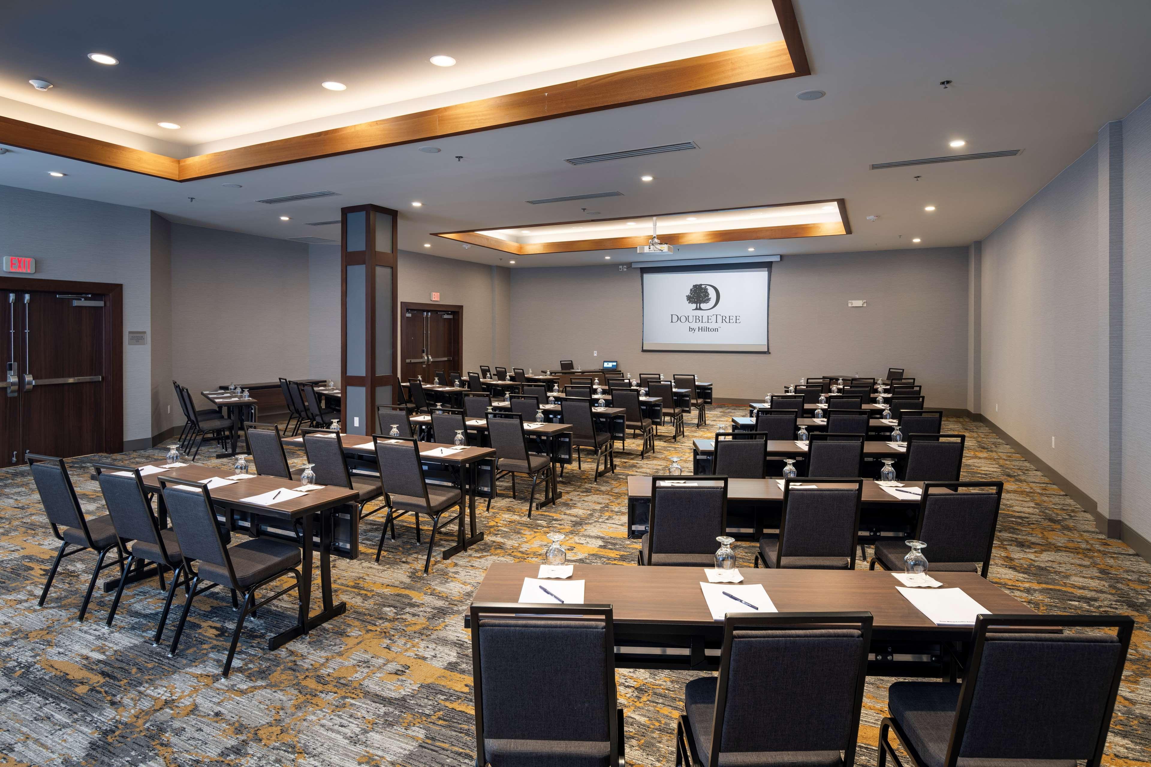 Hotel Doubletree By Hilton Madison East Zewnętrze zdjęcie