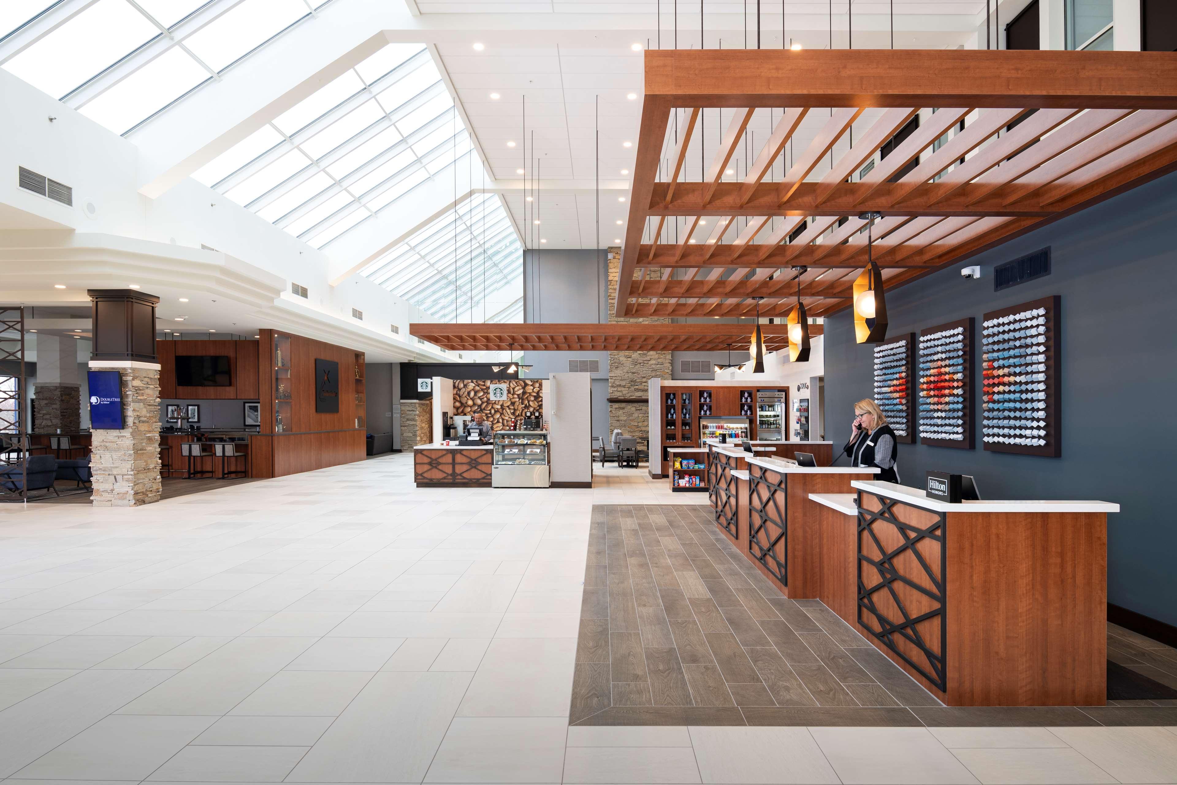 Hotel Doubletree By Hilton Madison East Zewnętrze zdjęcie