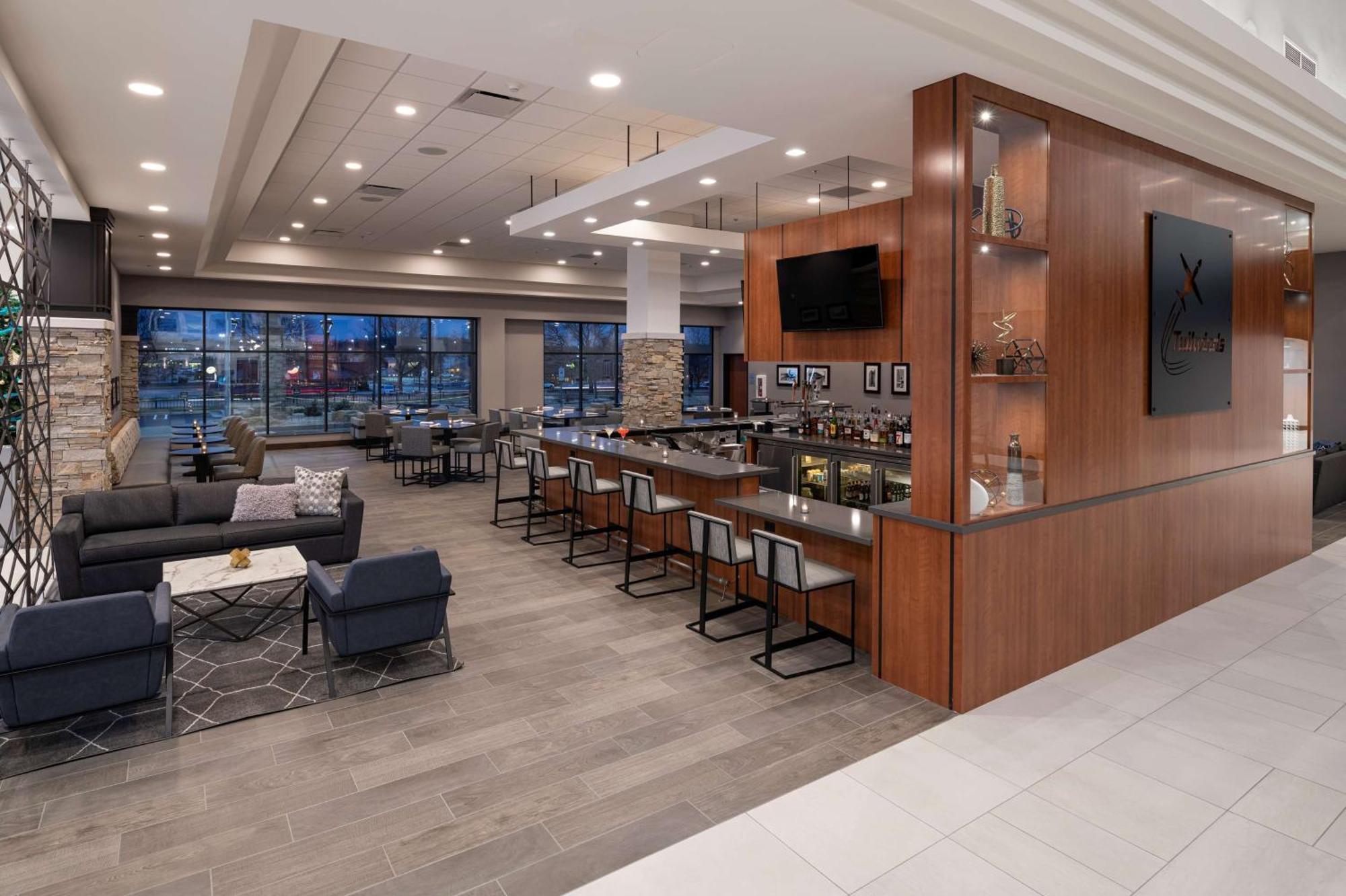 Hotel Doubletree By Hilton Madison East Zewnętrze zdjęcie