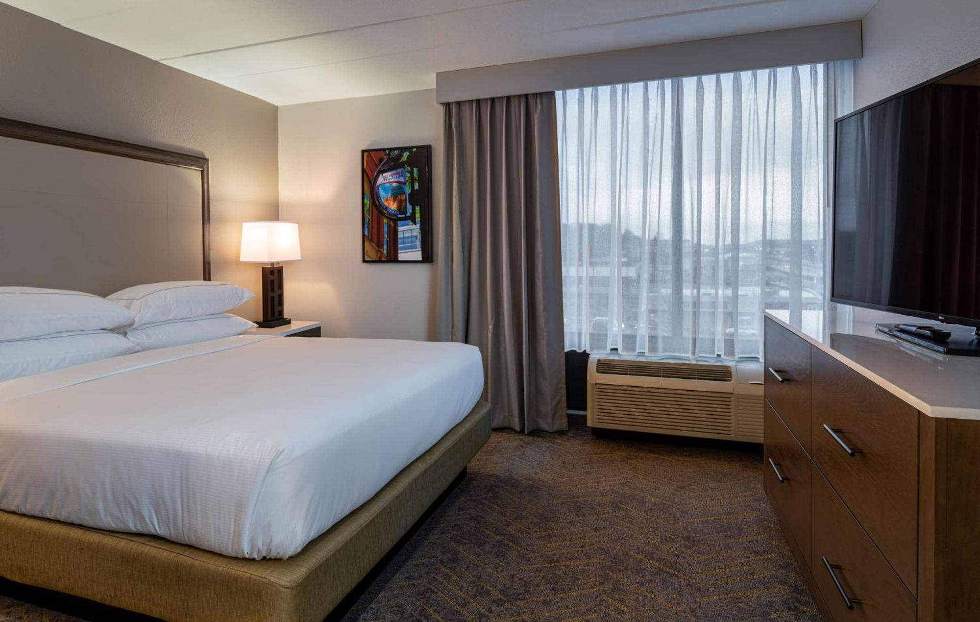 Hotel Doubletree By Hilton Madison East Zewnętrze zdjęcie