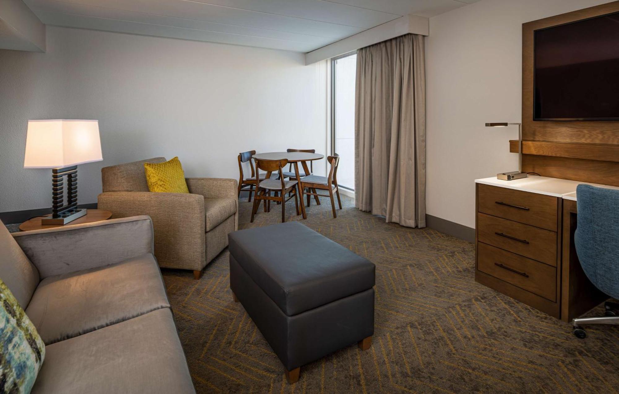 Hotel Doubletree By Hilton Madison East Zewnętrze zdjęcie
