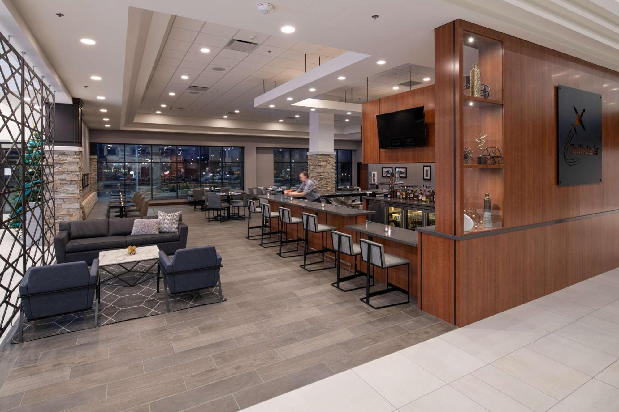 Hotel Doubletree By Hilton Madison East Zewnętrze zdjęcie