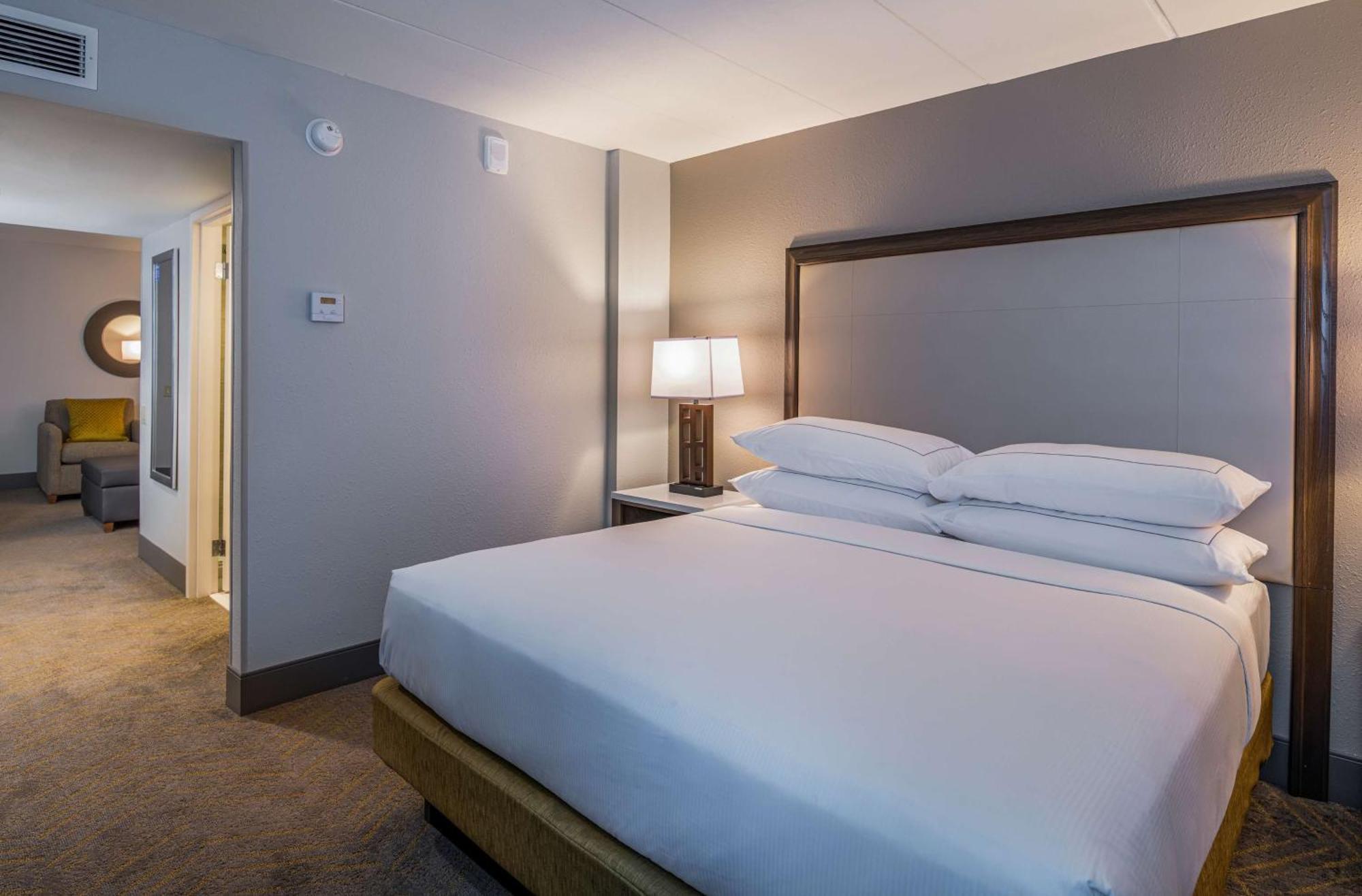 Hotel Doubletree By Hilton Madison East Zewnętrze zdjęcie