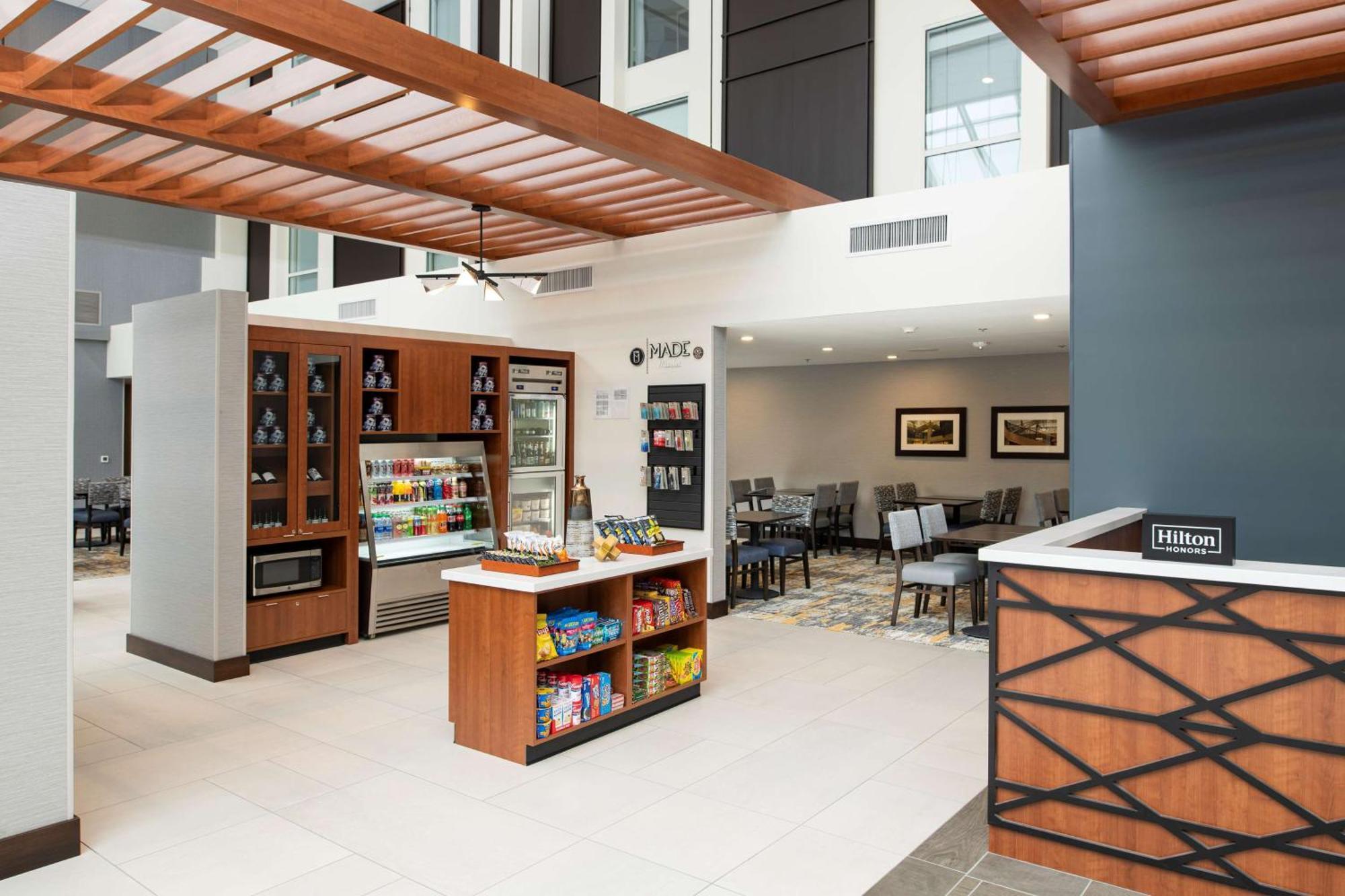 Hotel Doubletree By Hilton Madison East Zewnętrze zdjęcie