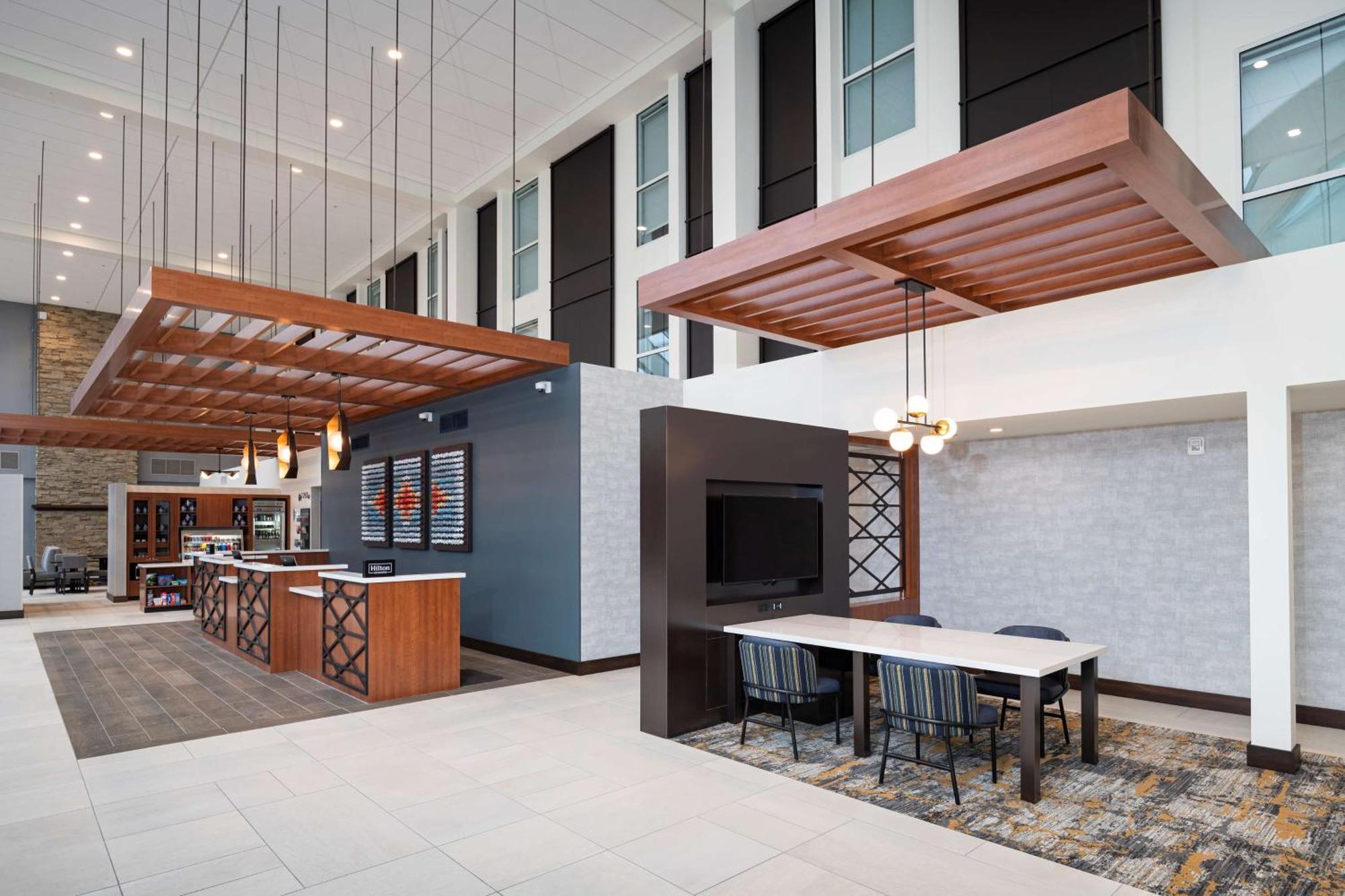 Hotel Doubletree By Hilton Madison East Zewnętrze zdjęcie